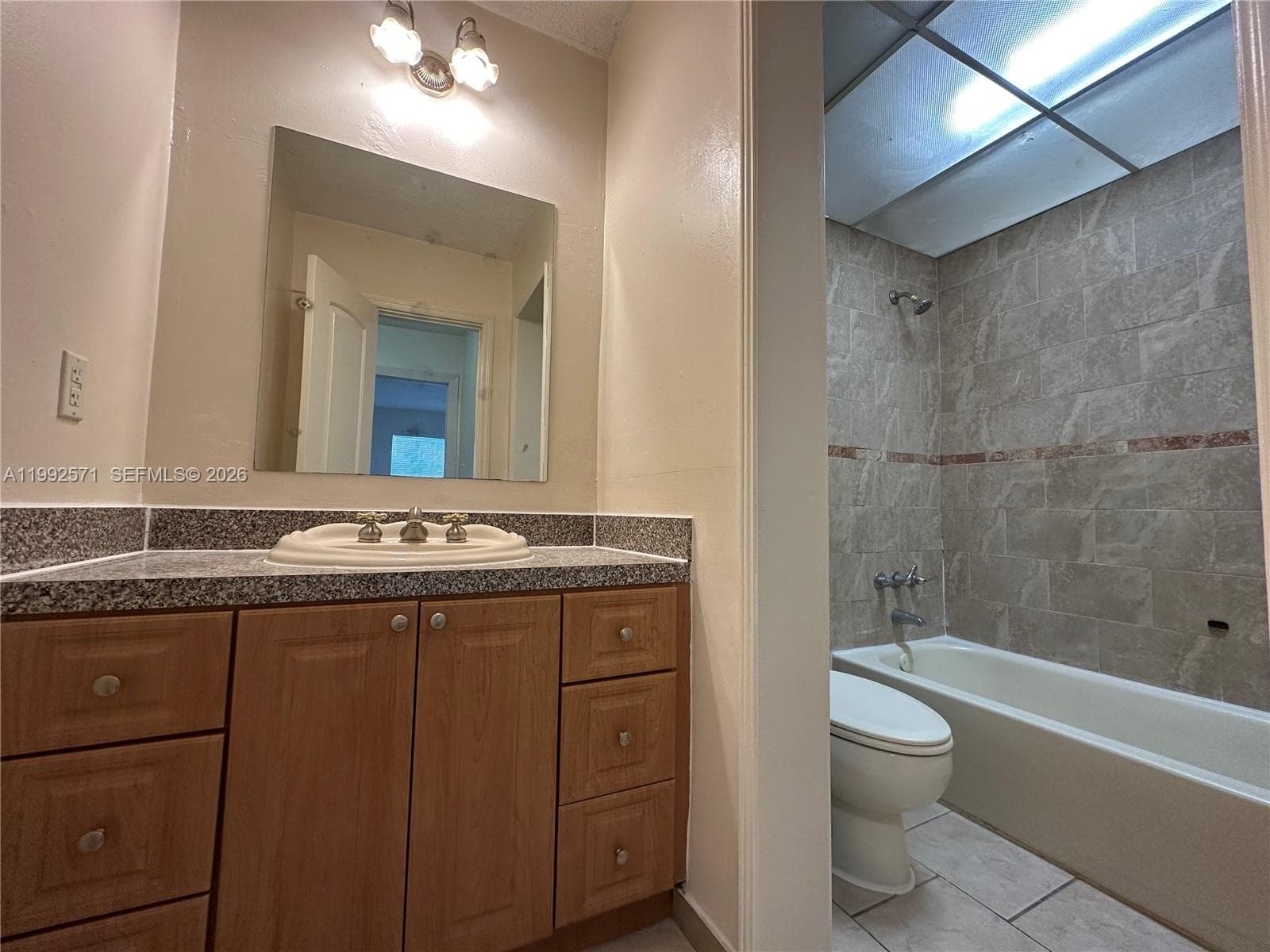 1008 NW 45th Ave # 08, Miami FL 33126 — 11