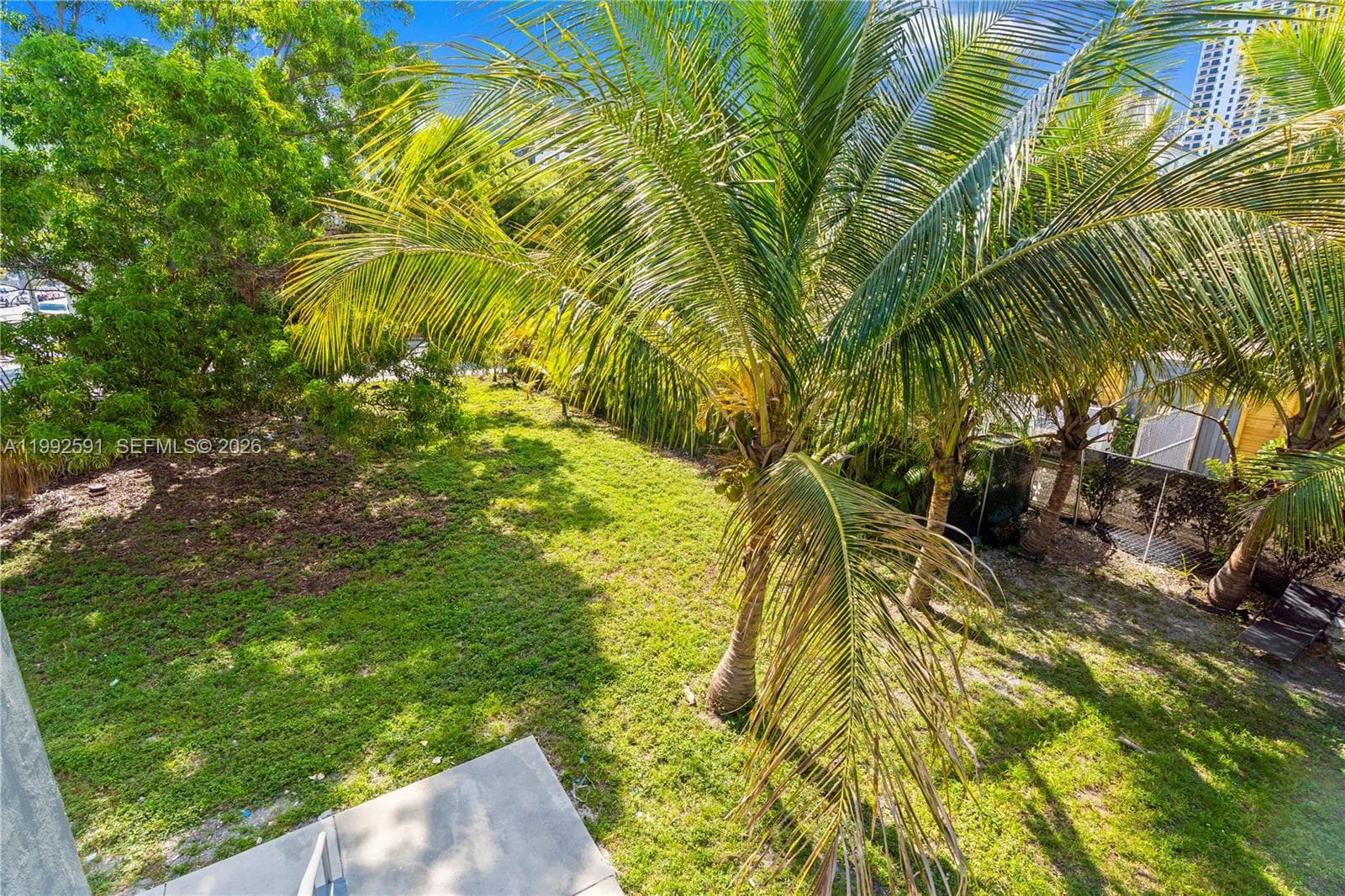 212 NW 11th St, Miami FL 33136 — 13