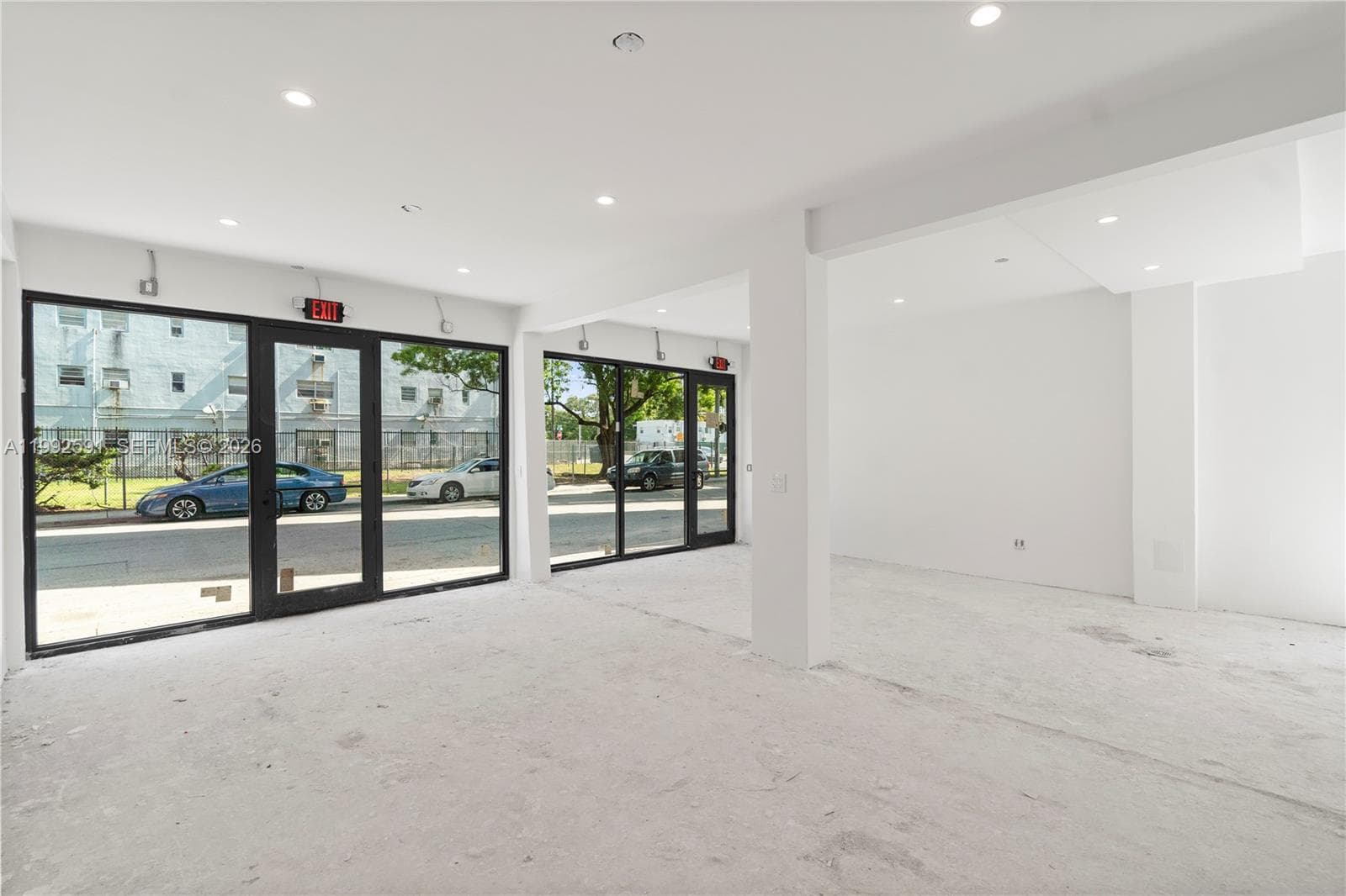 212 NW 11th St, Miami FL 33136 — 11