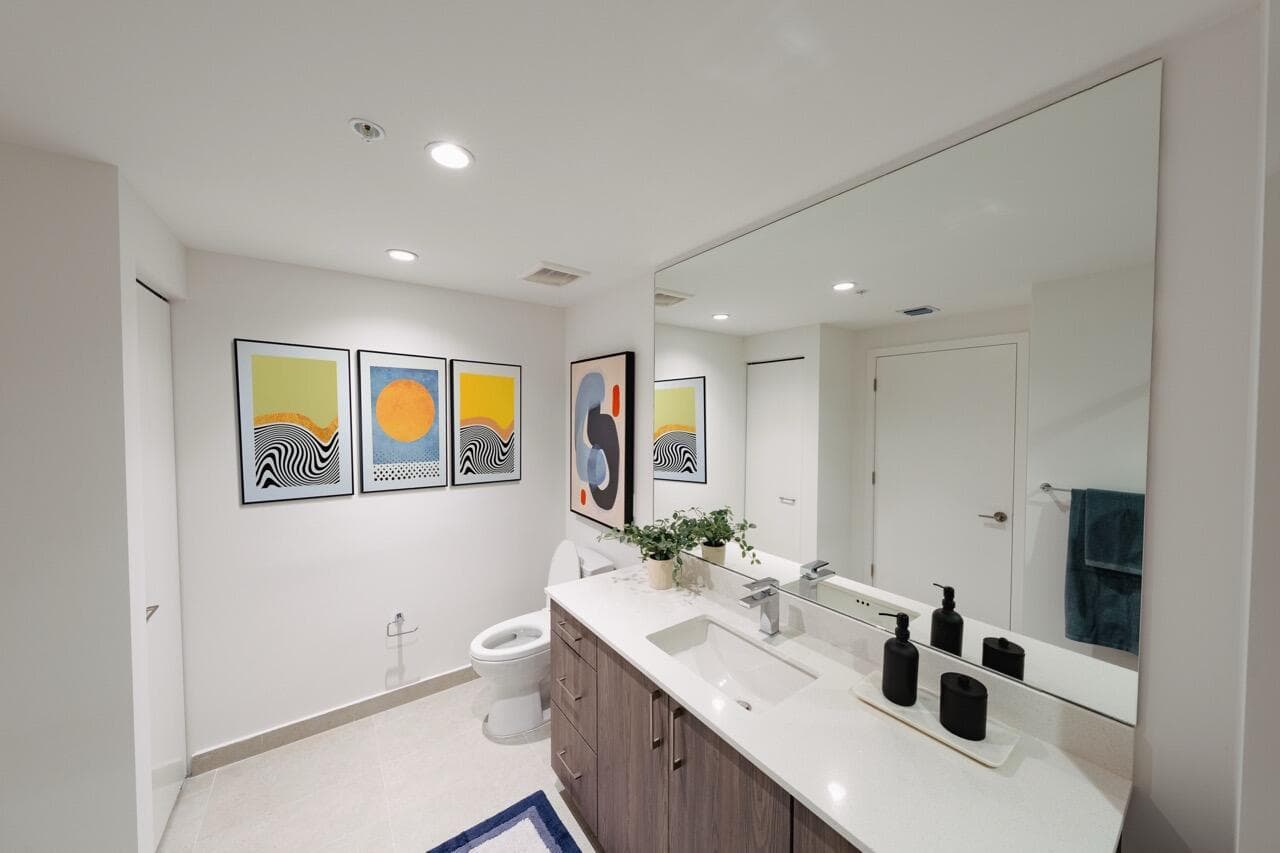 450 SW 5th Street # 515, Miami FL 33130 — 20