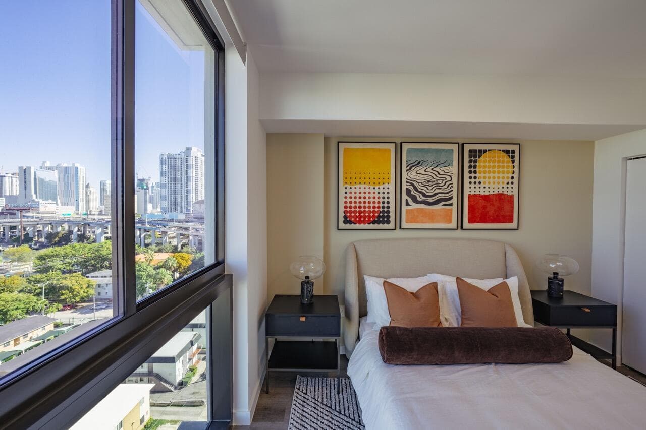 450 SW 5th Street # 515, Miami FL 33130 — 15
