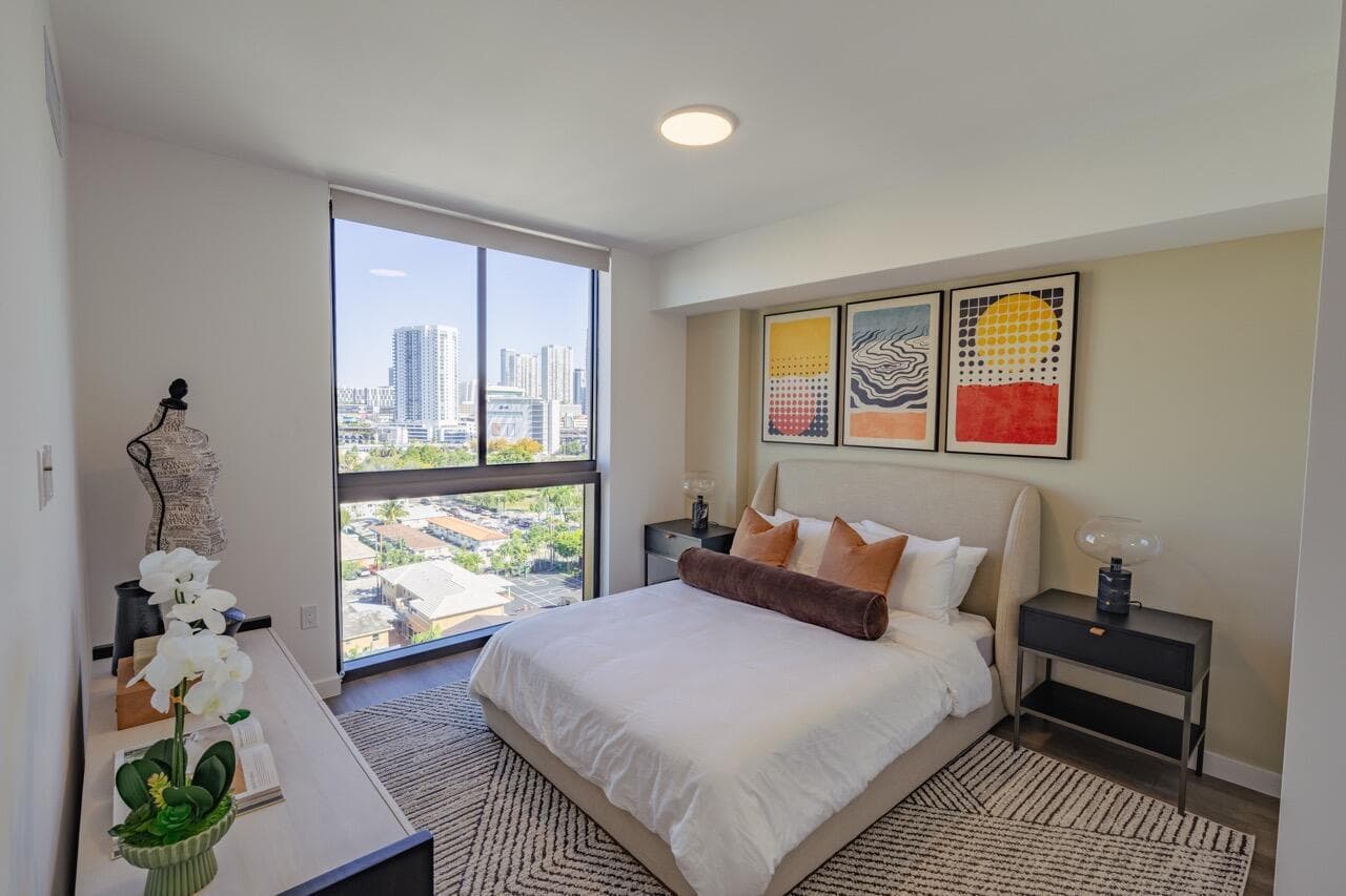 450 SW 5th Street # 515, Miami FL 33130 — 21