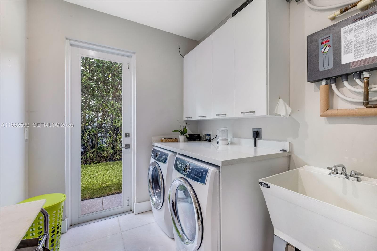 5602 SW 65th Ct, South Miami FL 33143 — 23