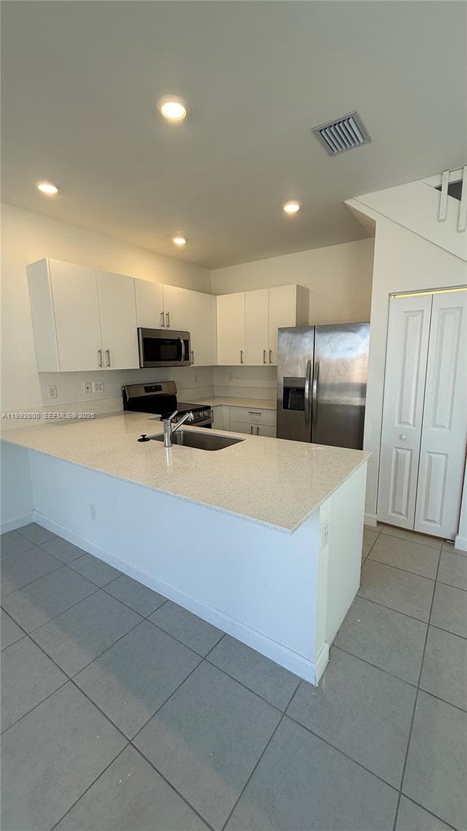 679 SE 13th St Cir, Homestead FL 33034 — 2