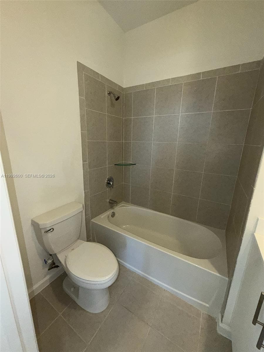 679 SE 13th St Cir, Homestead FL 33034 — 22