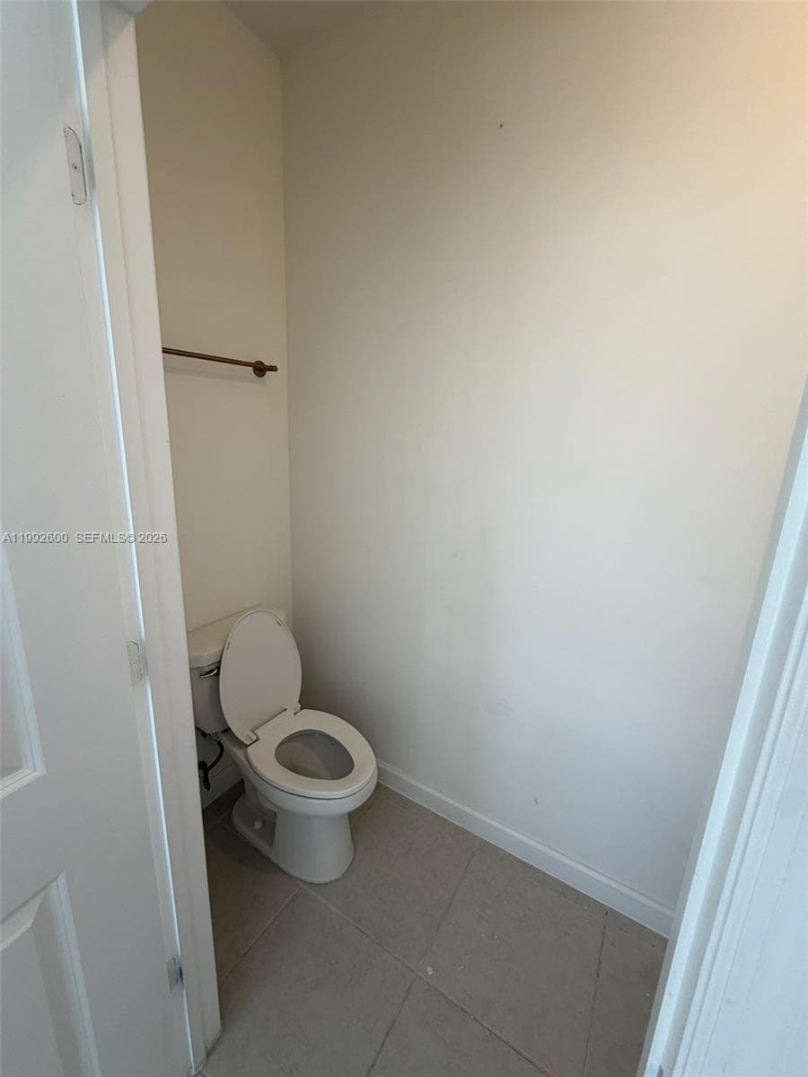 679 SE 13th St Cir, Homestead FL 33034 — 18