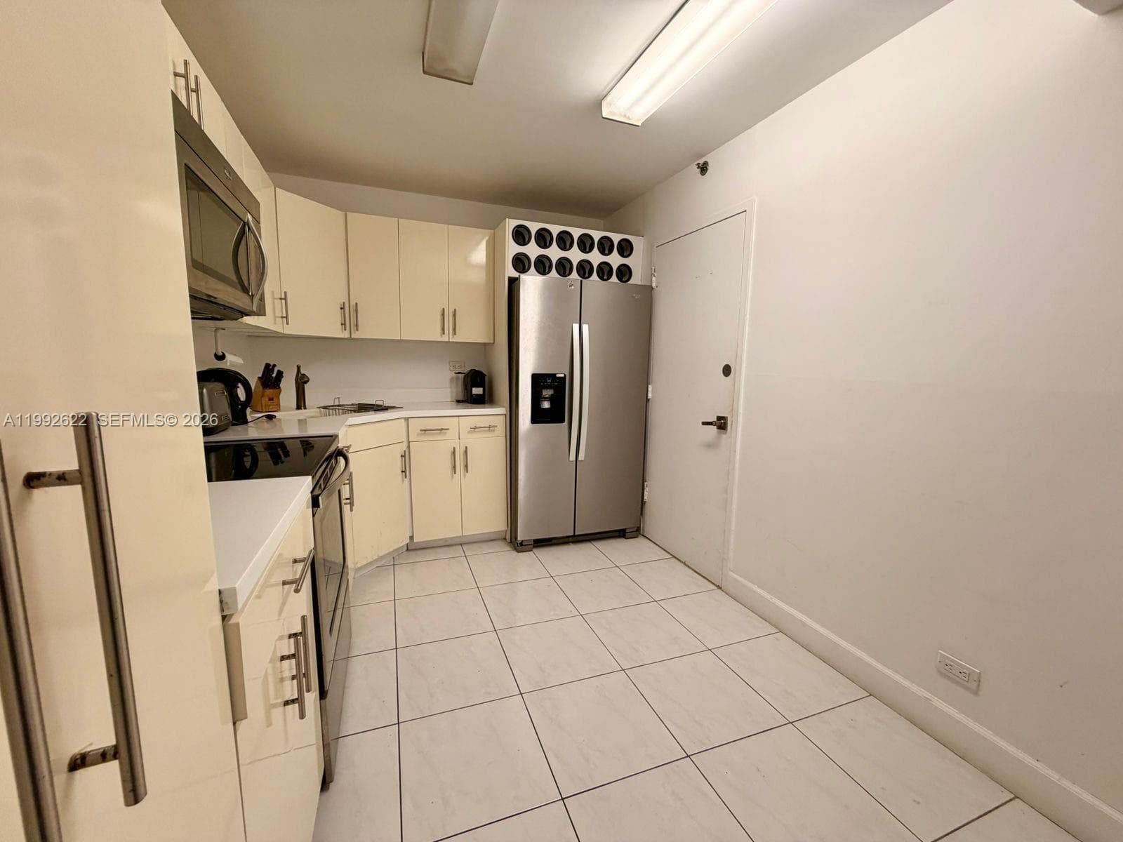 6039 Collins Ave # 1506, Miami Beach FL 33140 — 3