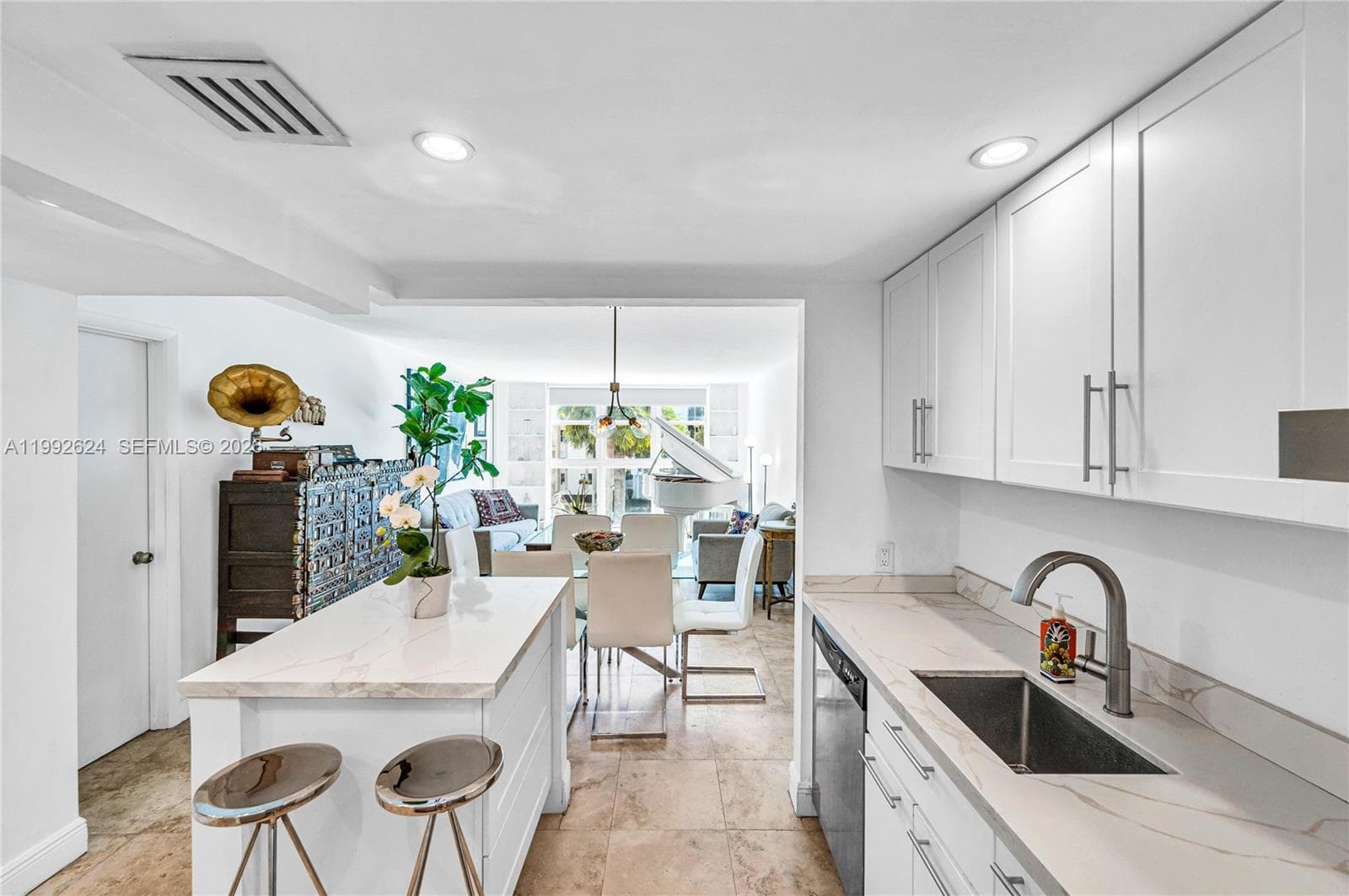 1228 West Ave # 209, Miami Beach FL 33139 — 36