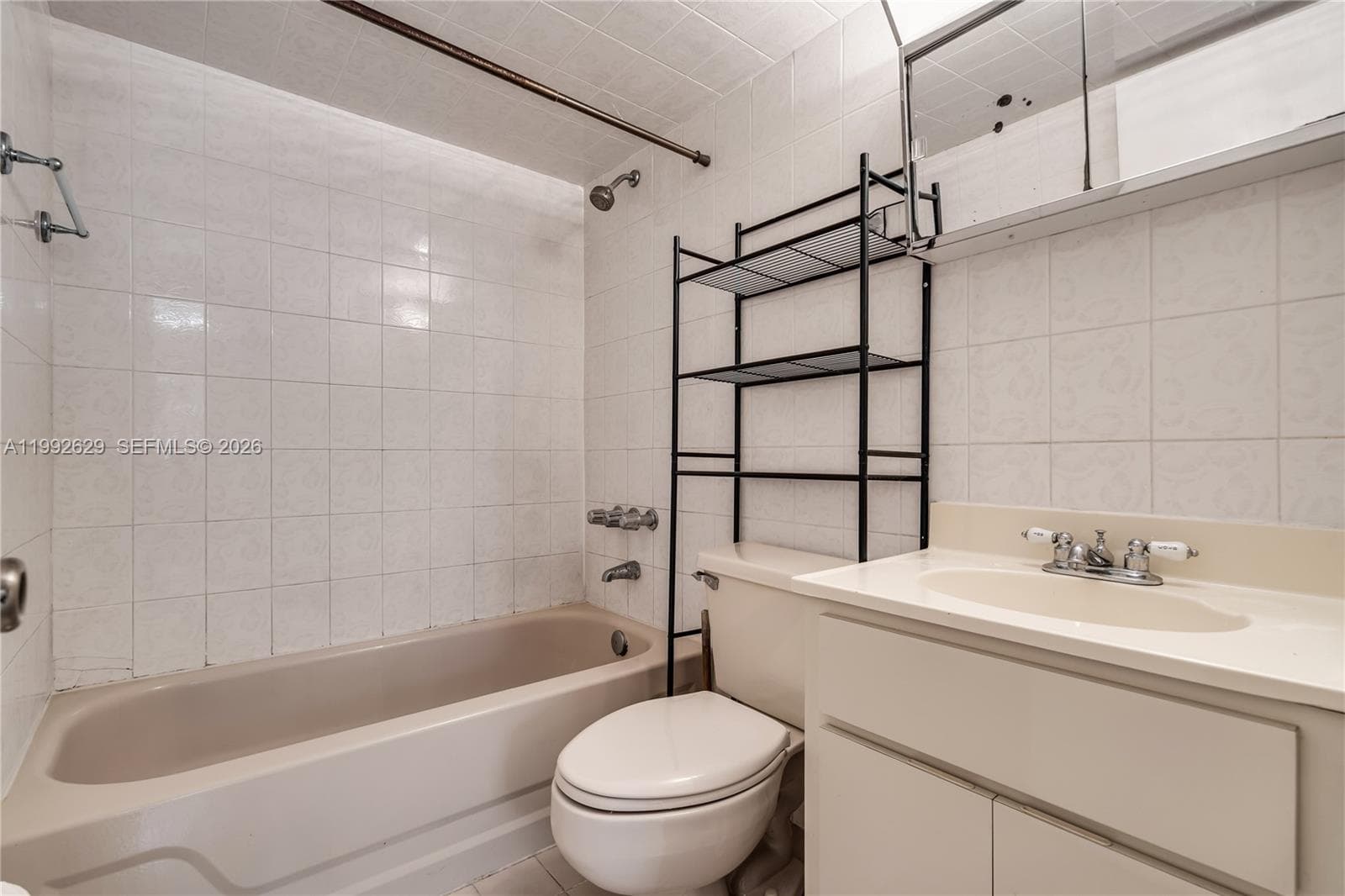 2145 SW 26 ST, Miami FL 33133 — 16