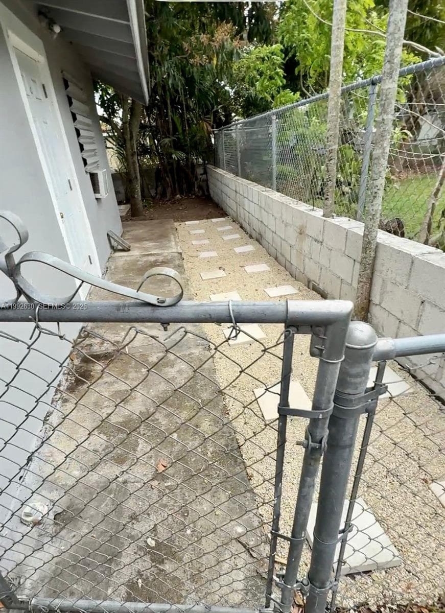 Arch Creeks Estates, Miami, FL — 8