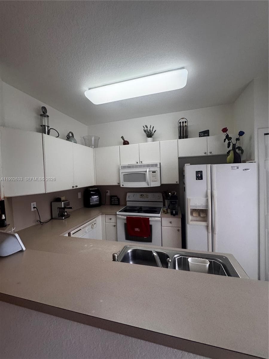 10723 NW 85th Ter # 38, Doral FL 33178 — 17