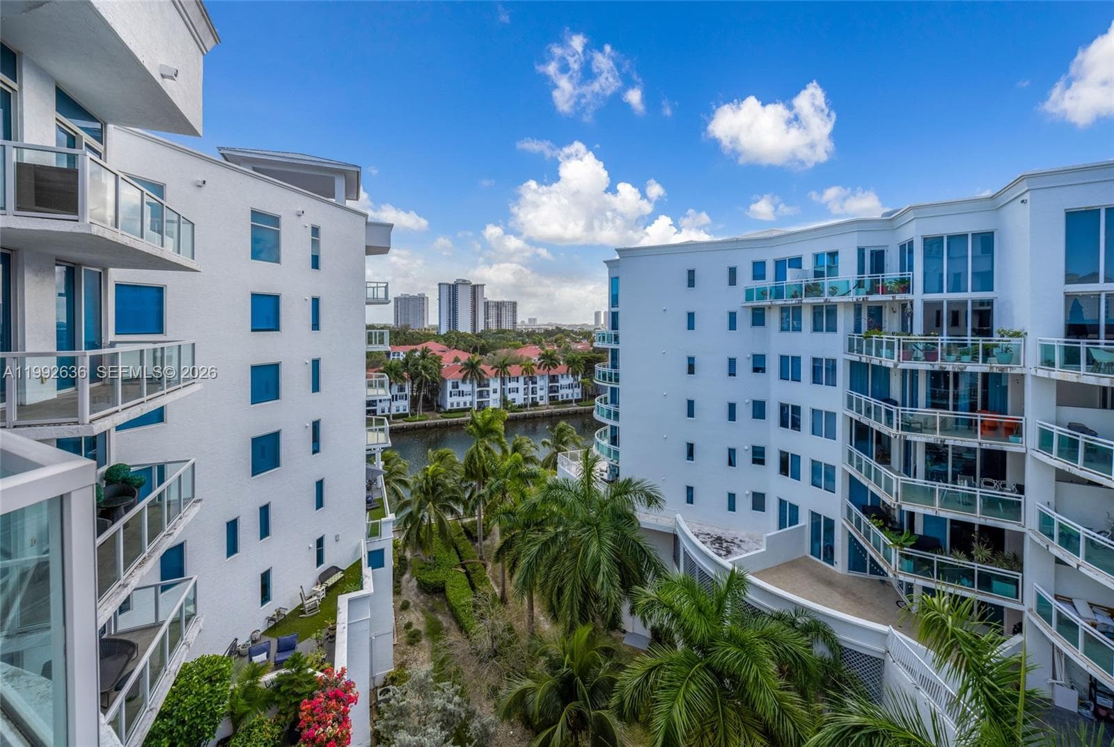 3030 NE 188th St # 602, Aventura FL 33180 — 26