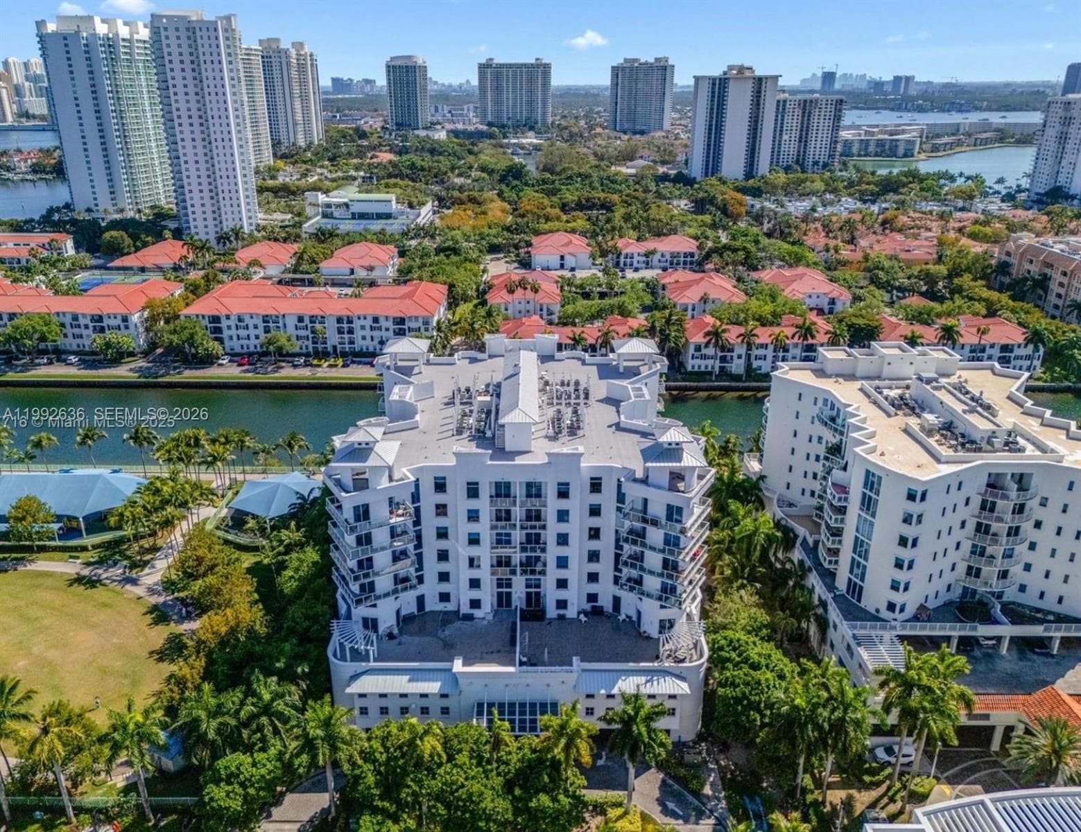 3030 NE 188th St # 602, Aventura FL 33180 — 3