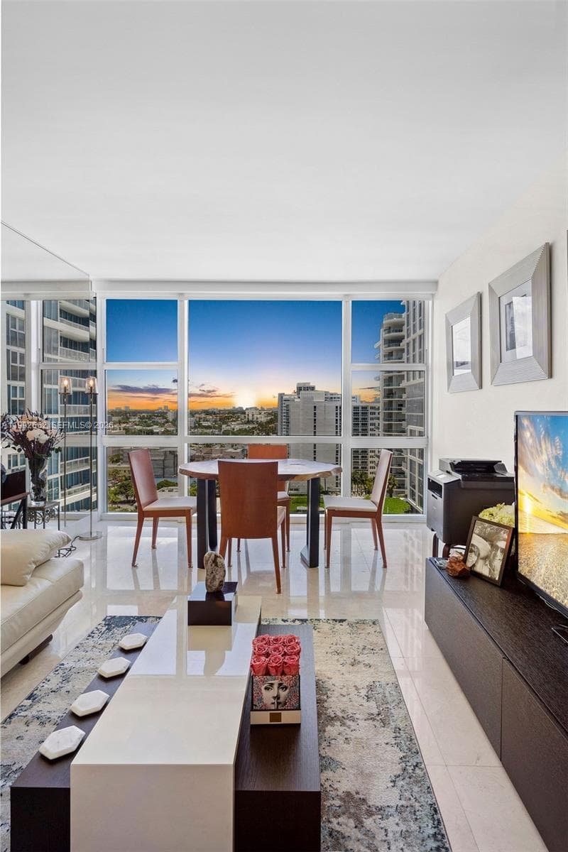 6801 Collins Ave # 1414, Miami Beach FL 33141 — 12
