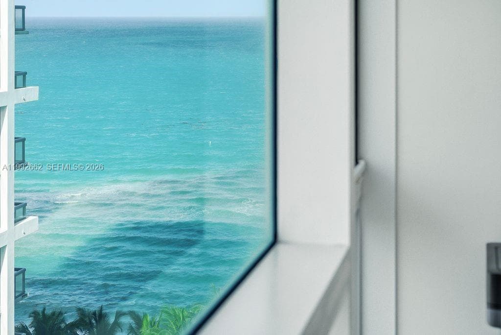 6801 Collins Ave # 1414, Miami Beach FL 33141 — 3