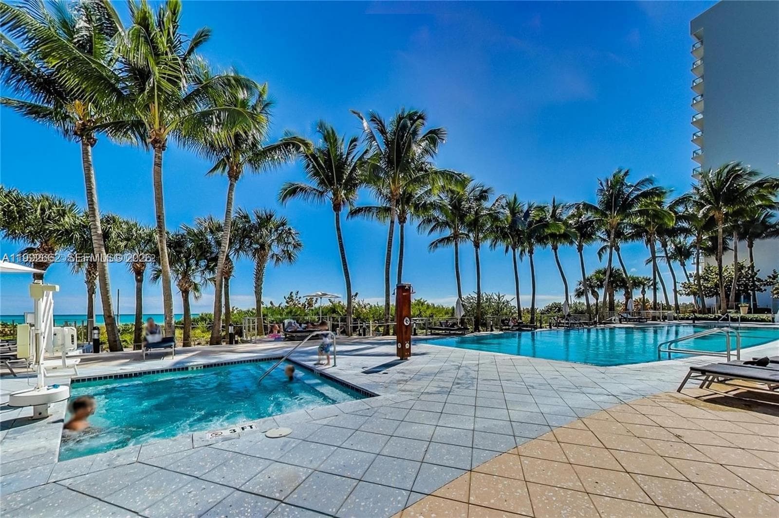 6801 Collins Ave # 1414, Miami Beach FL 33141 — 34
