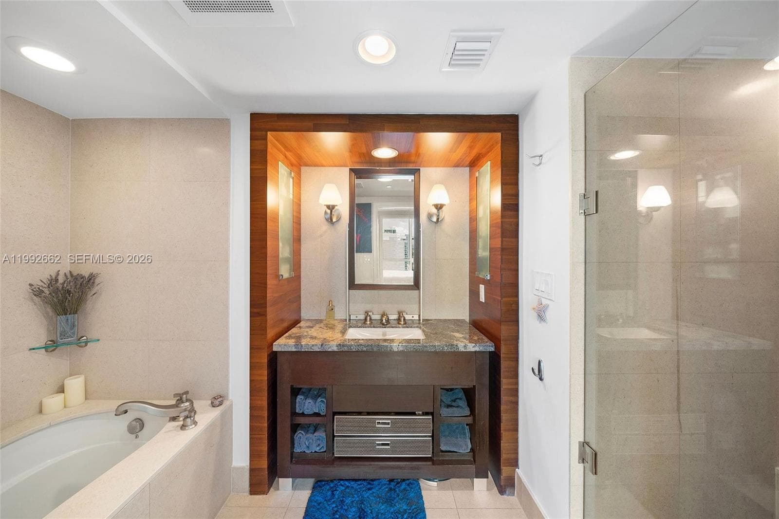 6801 Collins Ave # 1414, Miami Beach FL 33141 — 18