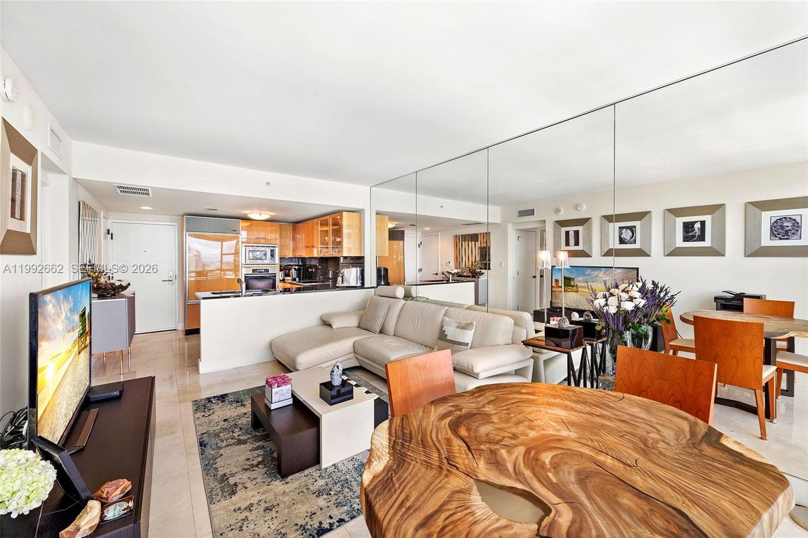 6801 Collins Ave # 1414, Miami Beach FL 33141 — 8