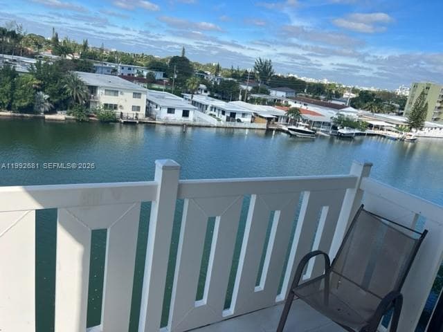 7900 Tatum Waterway Dr # 503, Miami Beach FL 33141 — 2