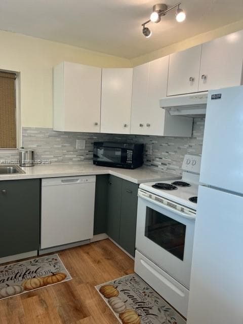 7900 Tatum Waterway Dr # 503, Miami Beach FL 33141 — 12