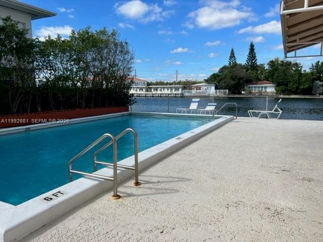 7900 Tatum Waterway Dr # 503, Miami Beach FL 33141 — 34