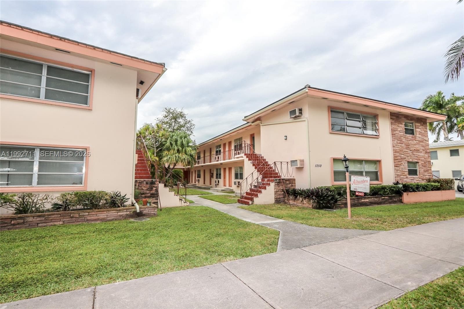 1250 S Alhambra Cir # 12A, Coral Gables FL 33146 — 30