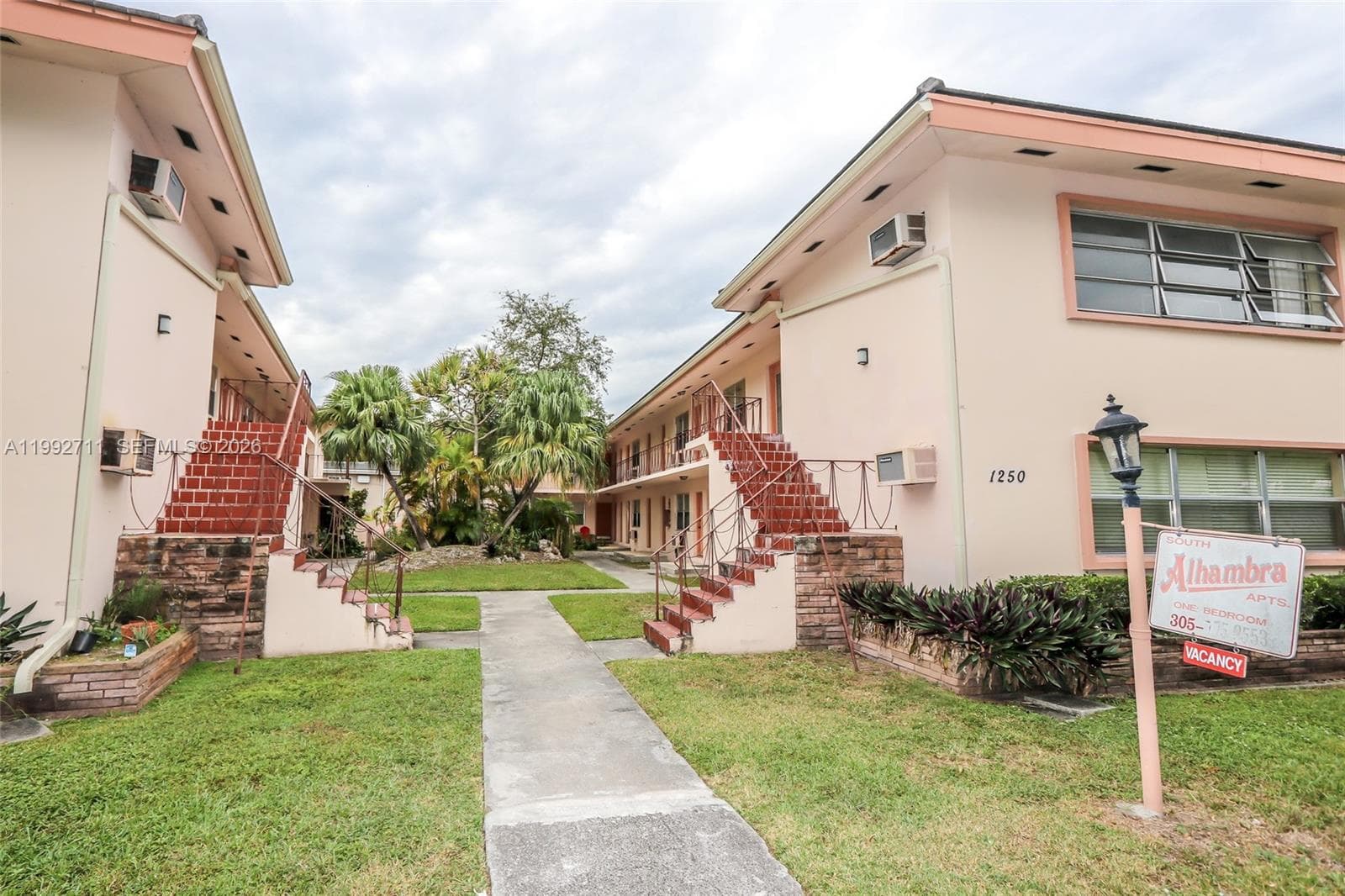 1250 S Alhambra Cir # 12A, Coral Gables FL 33146 — 29