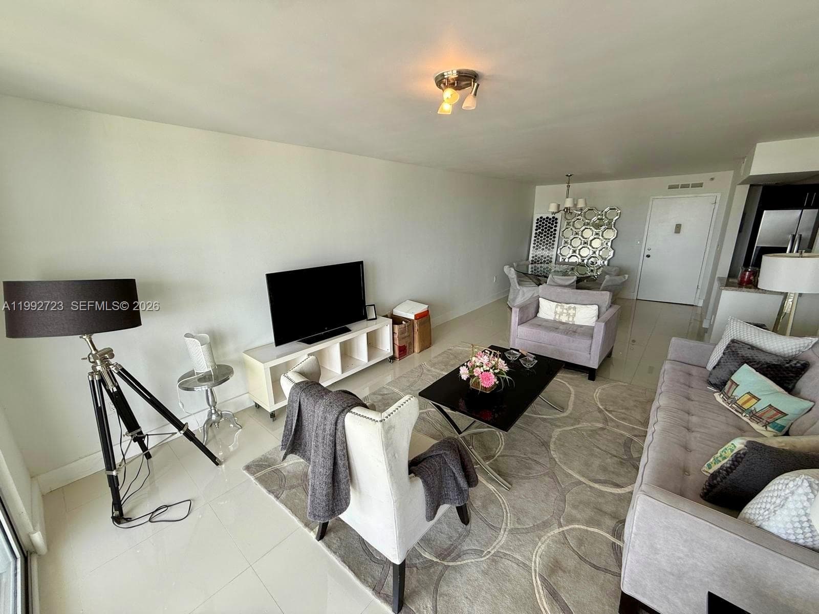 2780 NE 183rd St # 2107, Aventura FL 33160 — 2