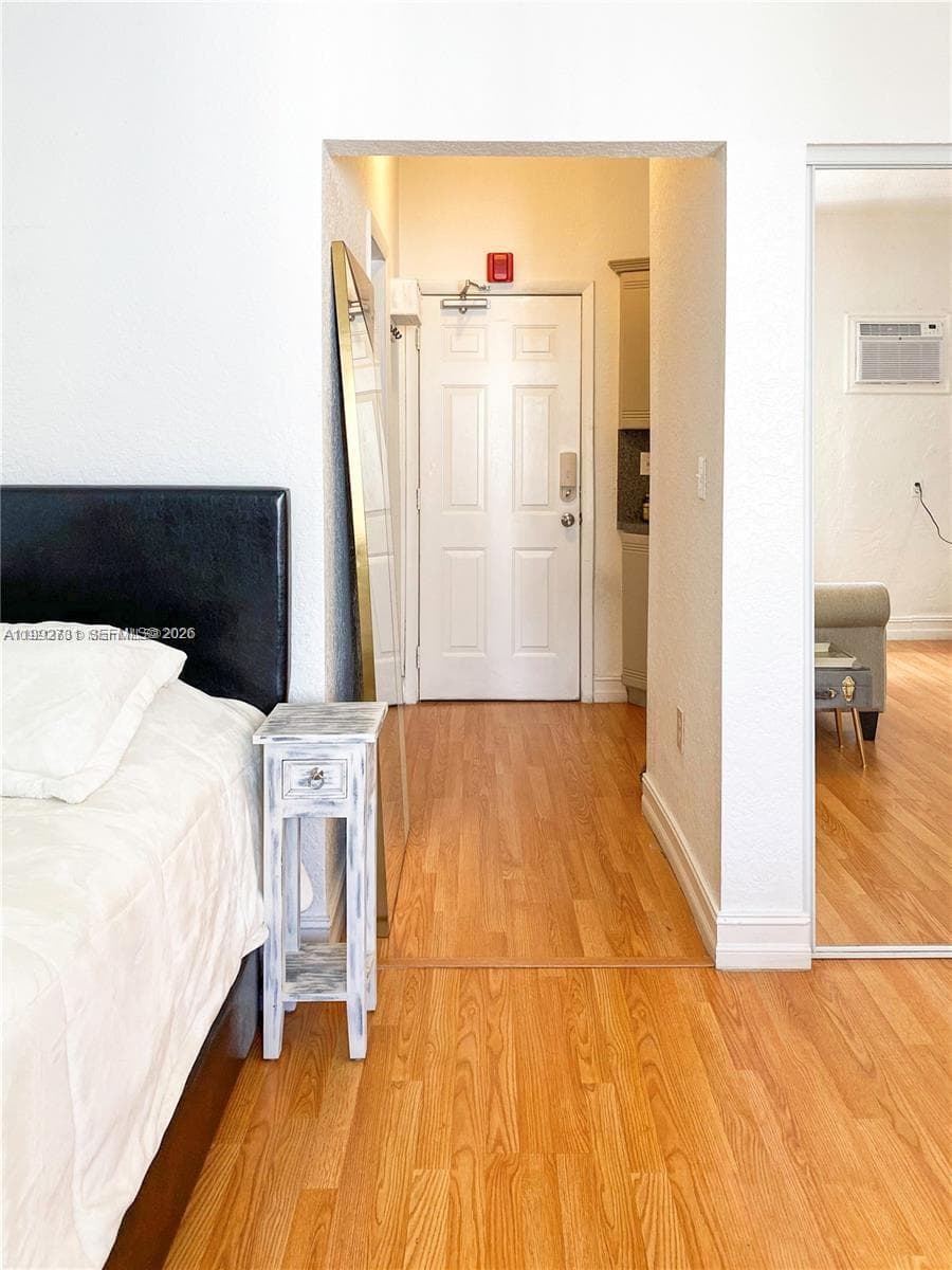 820 Euclid Ave # 203, Miami Beach FL 33139 — 4