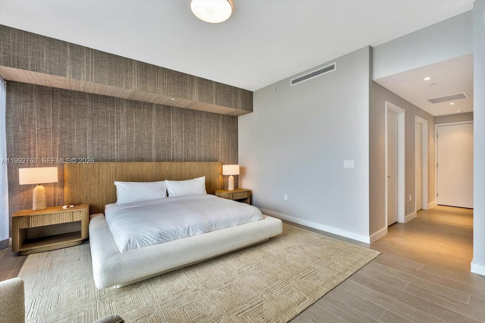 500 Alton Rd # 2205, Miami Beach FL 33139 — 16