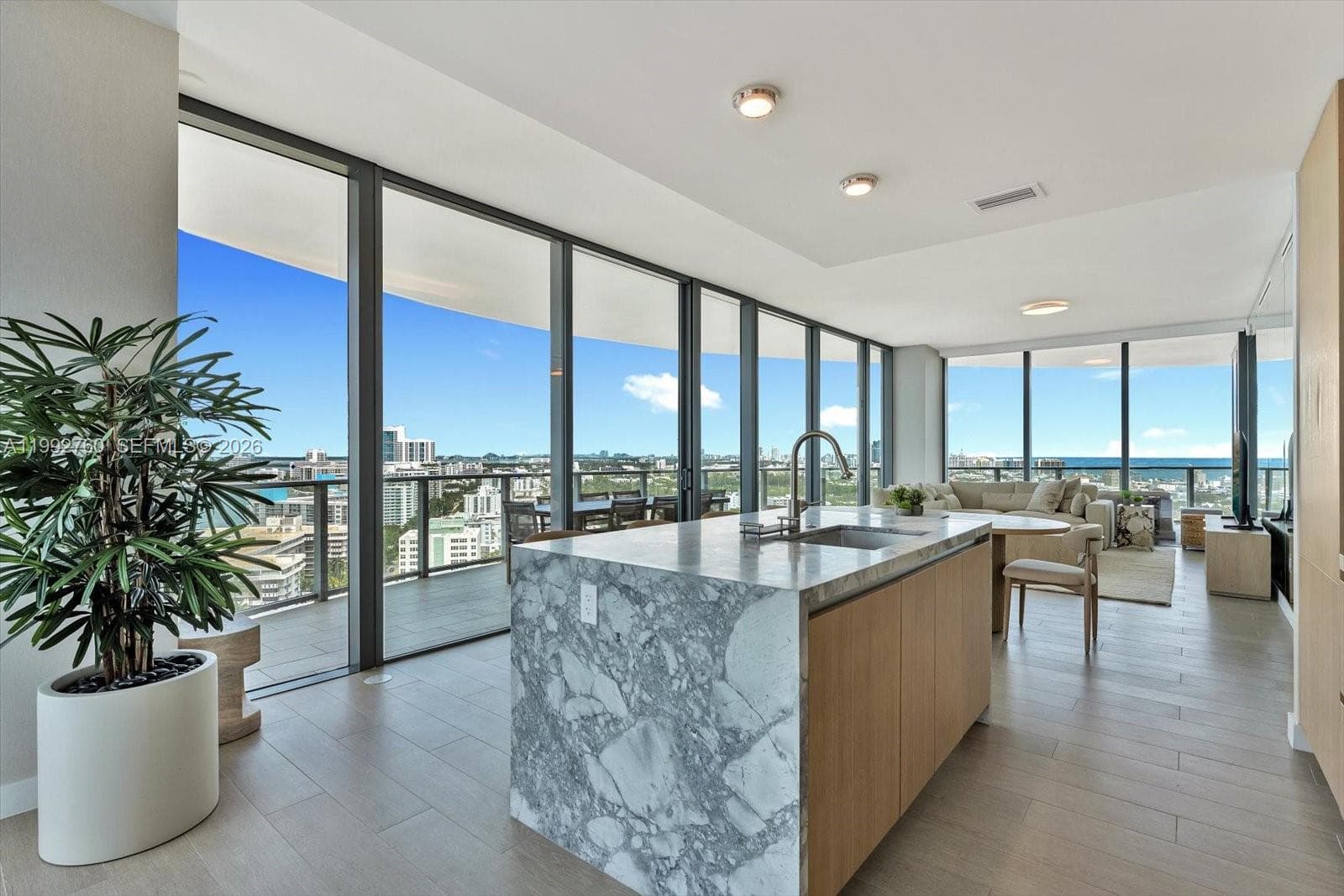 500 Alton Rd # 2205, Miami Beach FL 33139 — 12