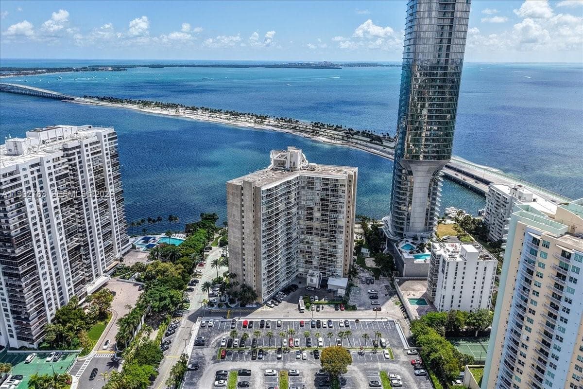 2451 Brickell Ave # 4F, Miami FL 33129 — 28