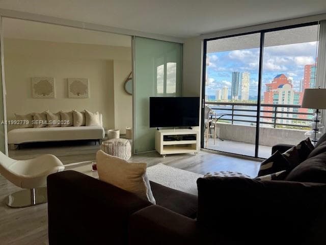 3300 NE 191st St # 1916, Aventura FL 33180 — 12
