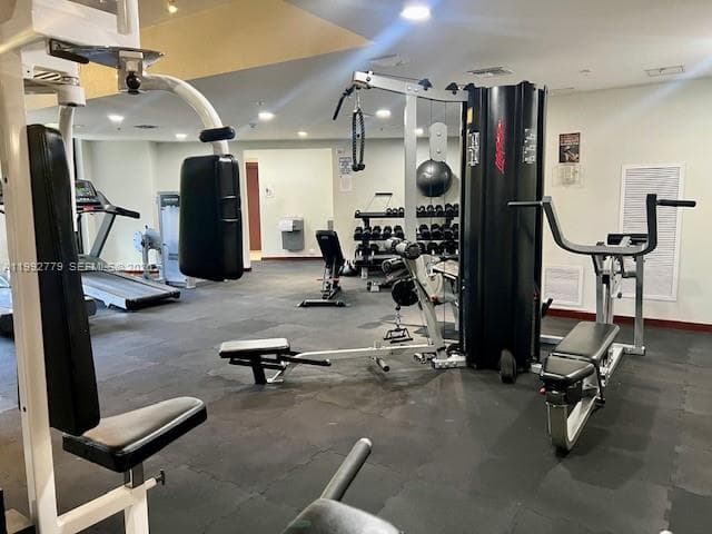 3300 NE 191st St # 1916, Aventura FL 33180 — 35