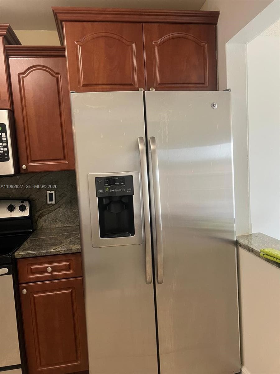 6465 W 27th Ave # 202, Hialeah FL 33016 — 4