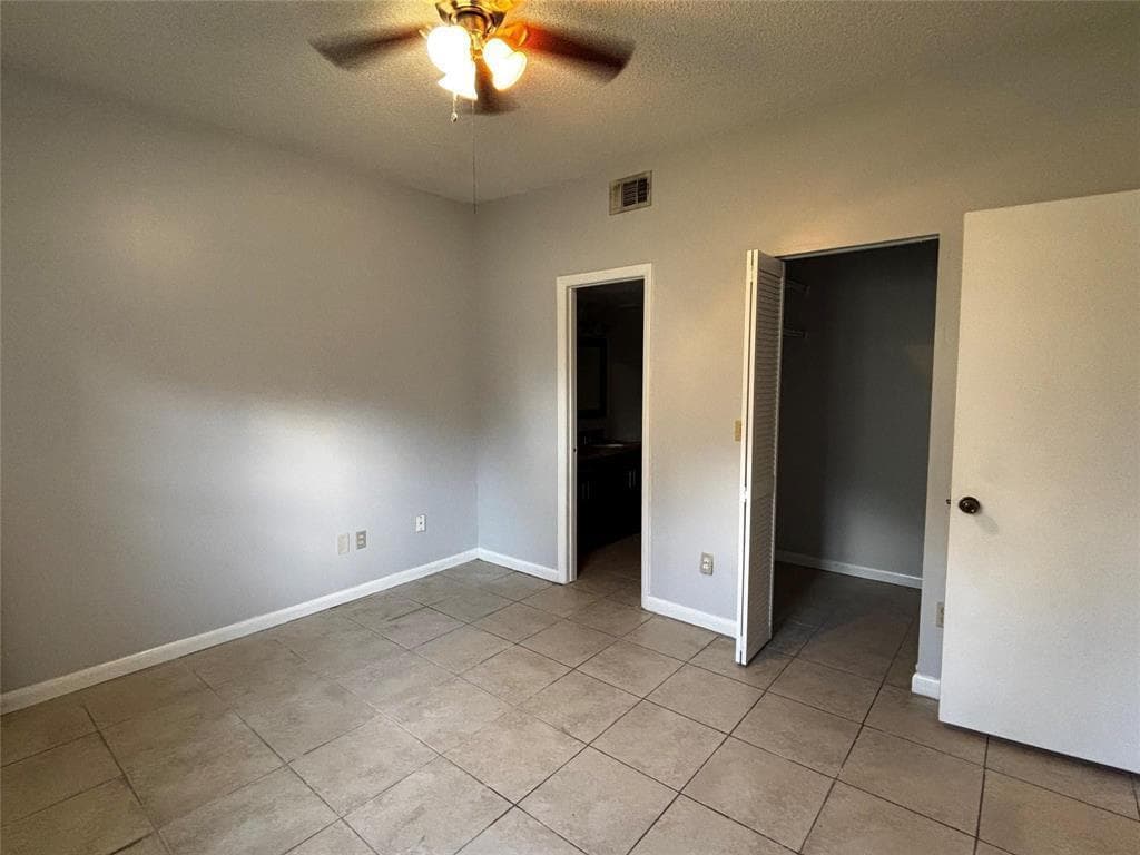 18340 NW 68th Avenue # F, Hialeah FL 33015 — 13