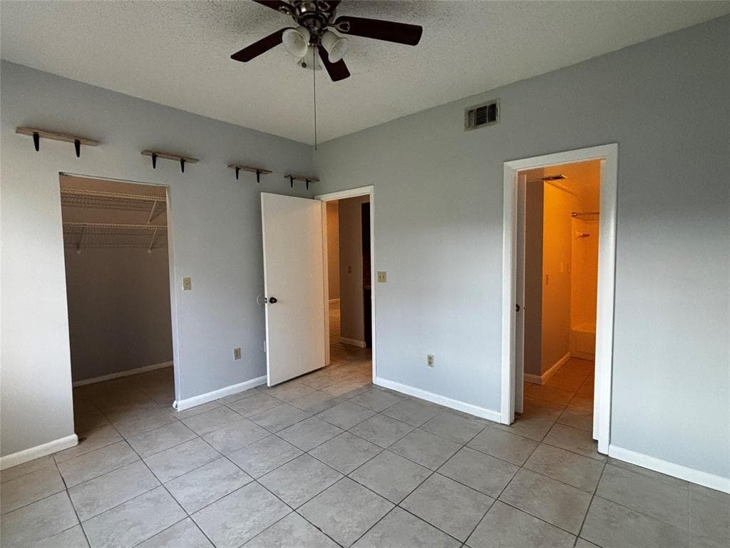 18340 NW 68th Avenue # F, Hialeah FL 33015 — 11