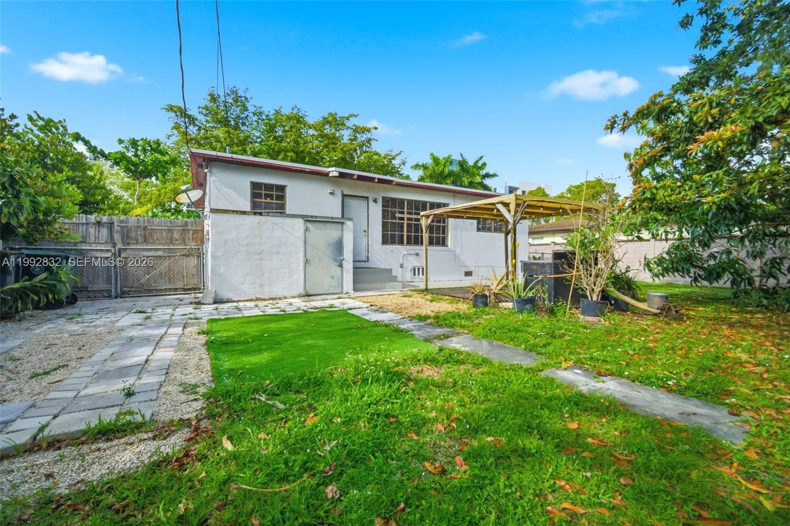6336 SW 9th St, West Miami FL 33144 — 33