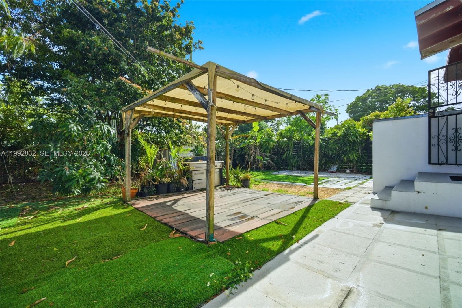 6336 SW 9th St, West Miami FL 33144 — 29