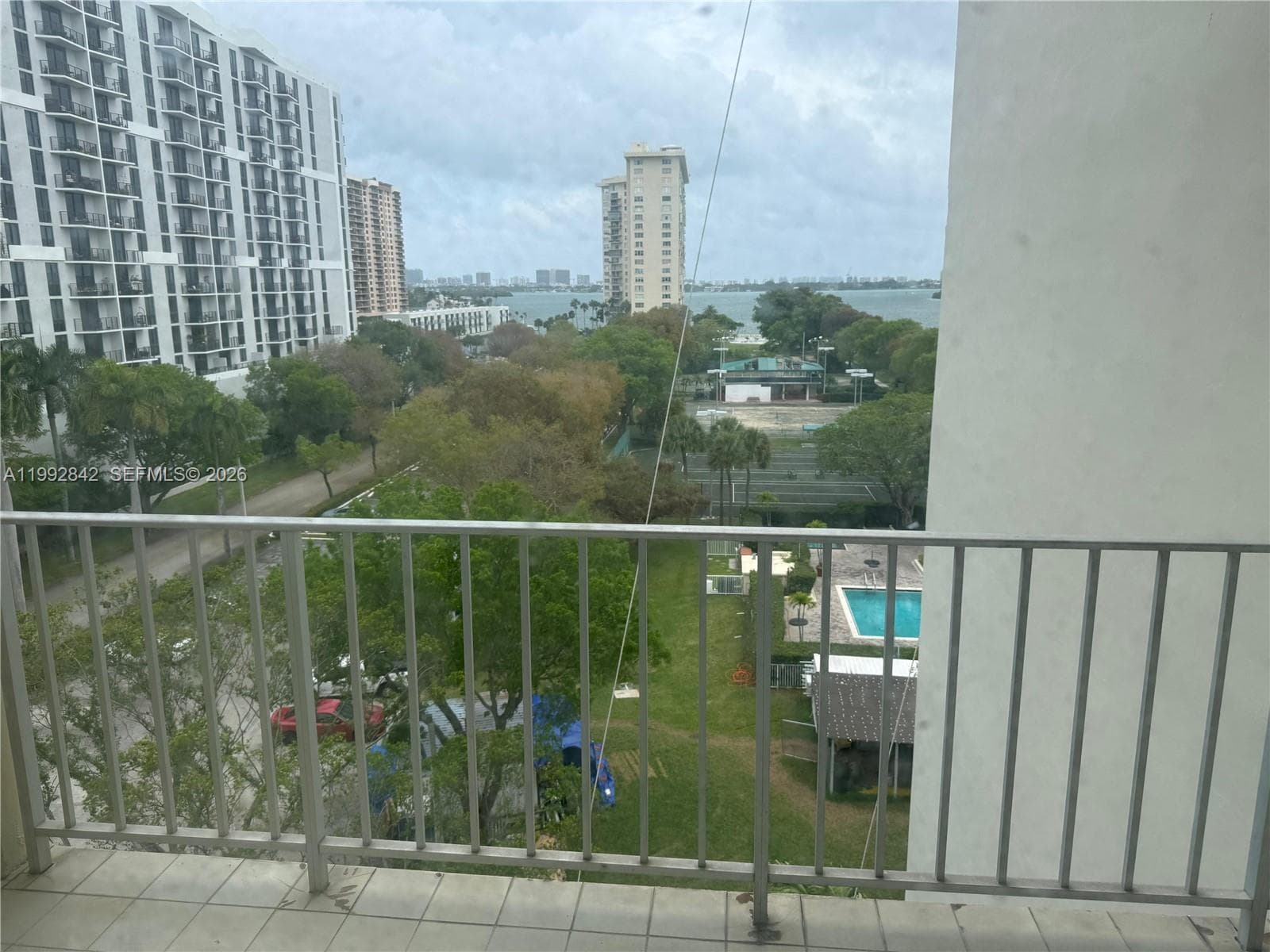 11111 Biscayne Blvd # 7E, Miami FL 33181 — 10