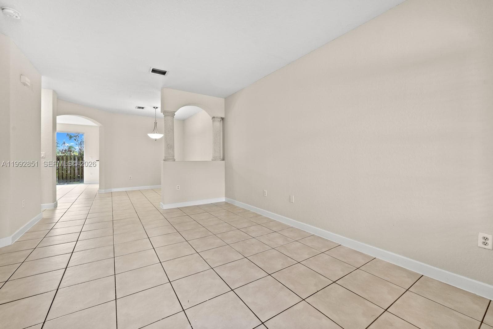 2411 SE 14th St, Homestead FL 33035 — 2