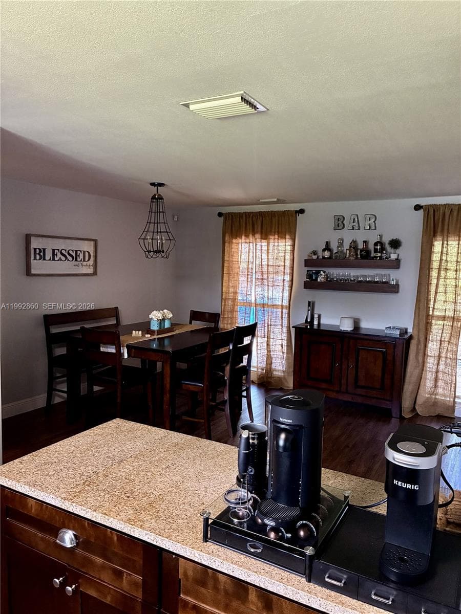 20020 Bel Aire Dr, Cutler Bay FL 33189 — 22