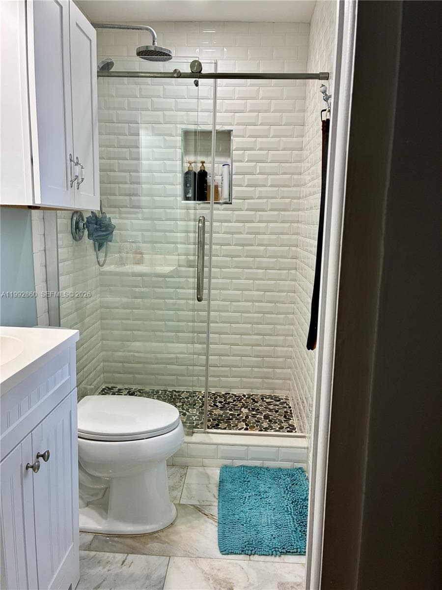 20020 Bel Aire Dr, Cutler Bay FL 33189 — 30