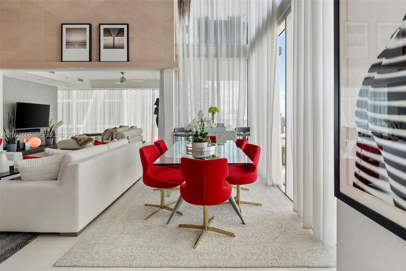 1040 Biscayne Blvd # 4607, Miami FL 33132 — 16