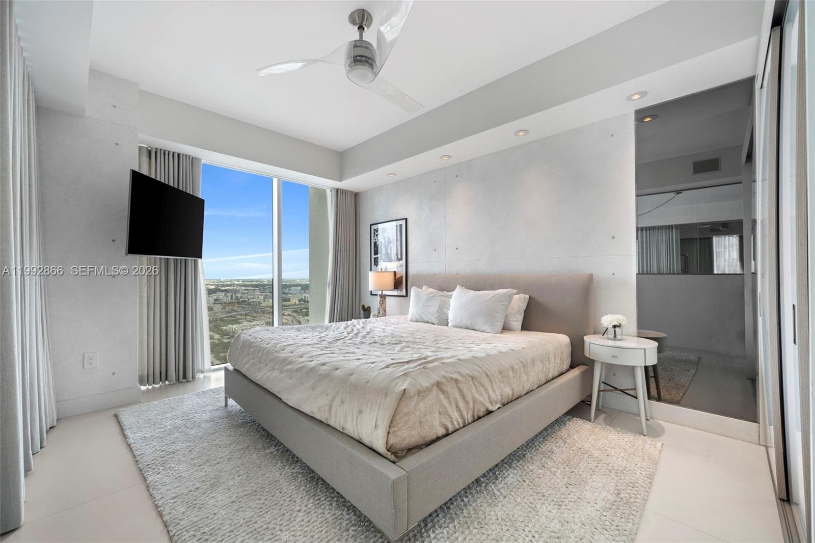 1040 Biscayne Blvd # 4607, Miami FL 33132 — 20