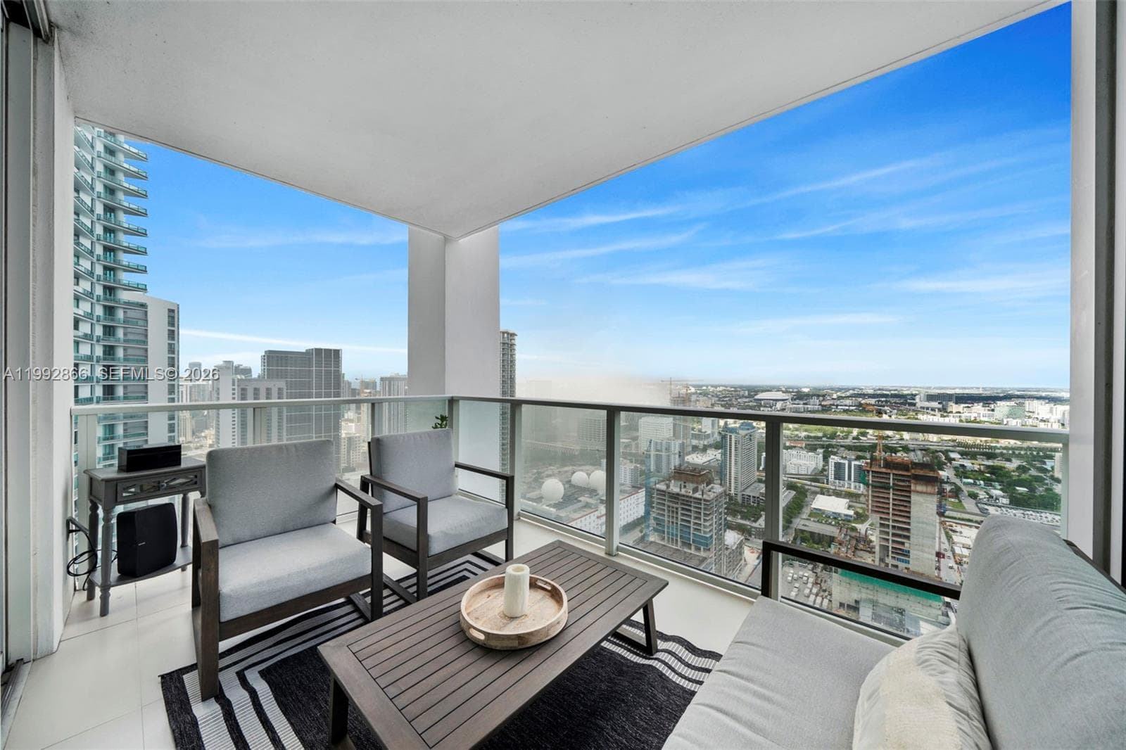 1040 Biscayne Blvd # 4607, Miami FL 33132 — 10