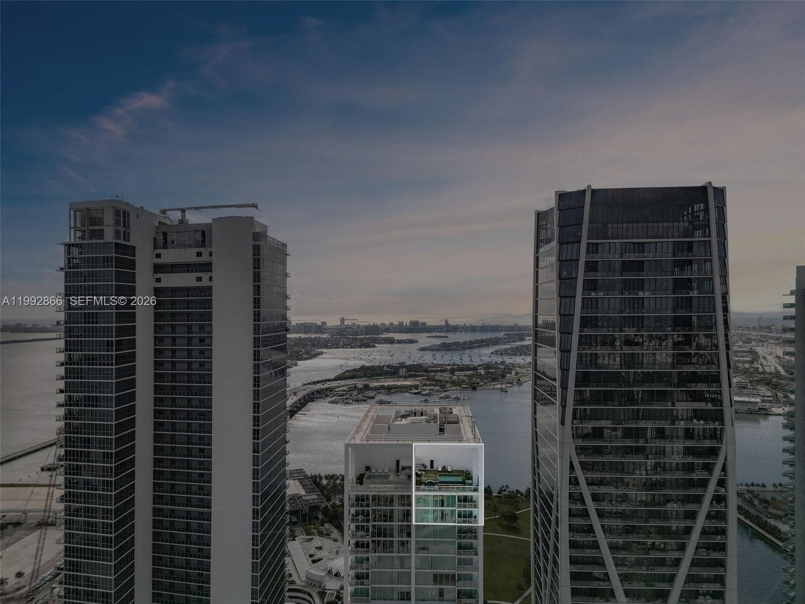 1040 Biscayne Blvd # 4607, Miami FL 33132 — 25