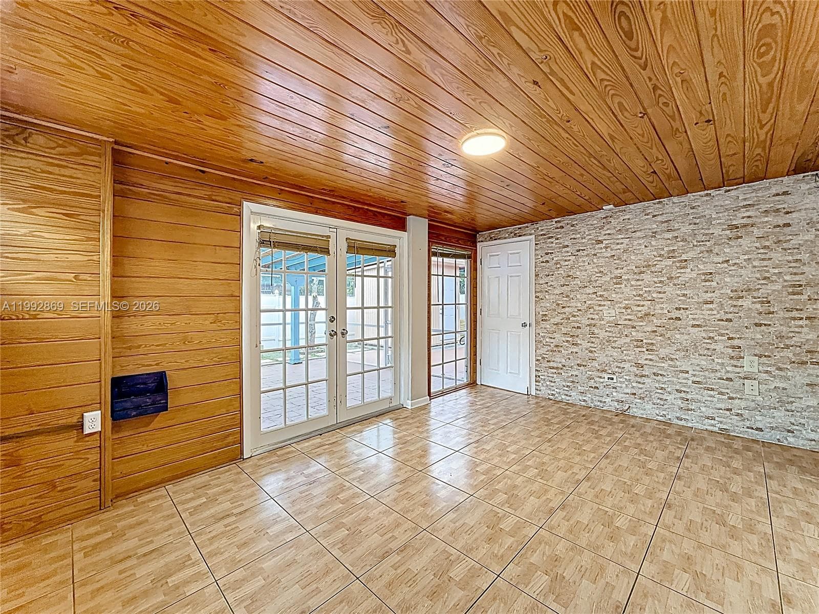 1163 NW 134th Pl, Miami FL 33182 — 25