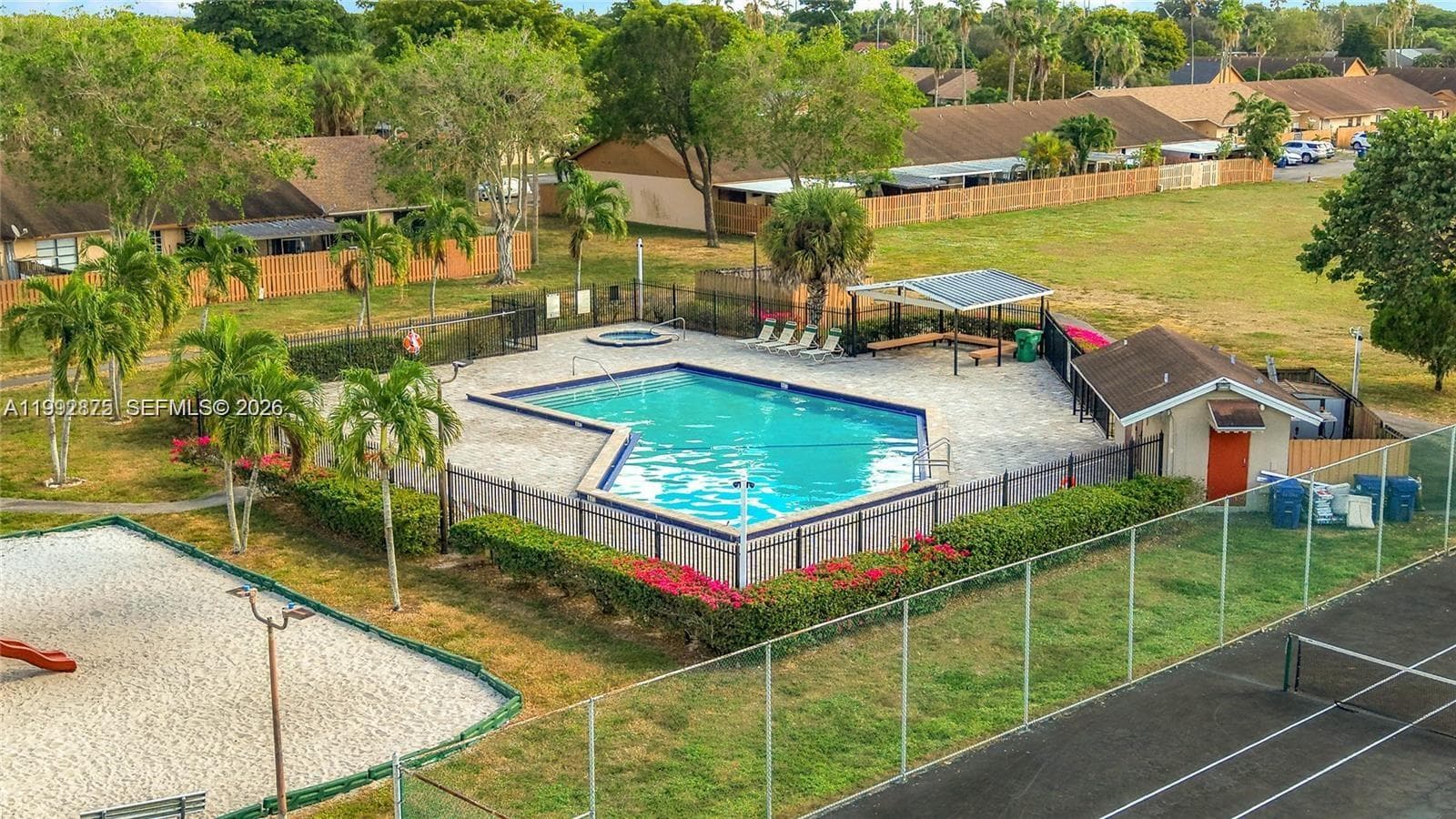 6722 NW 192nd Ln, Hialeah FL 33015 — 39