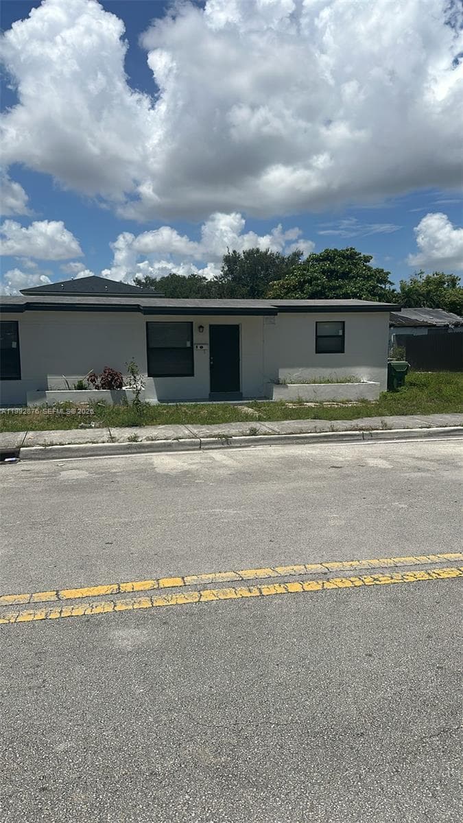 2005 Ali Baba Ave, Opa-Locka FL 33054 — 12